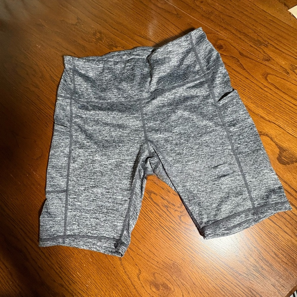 Amazon Women's Heathered Gray Bike Shorts. Size L